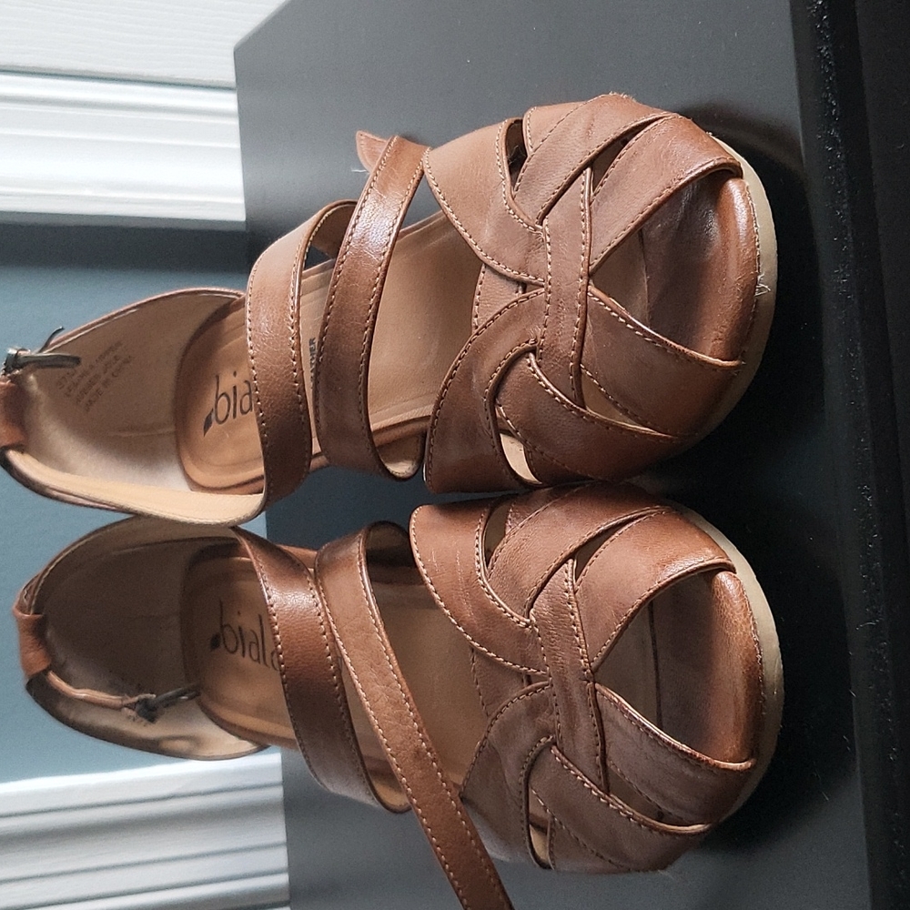 Open toe shoe - Picture 2 of 6